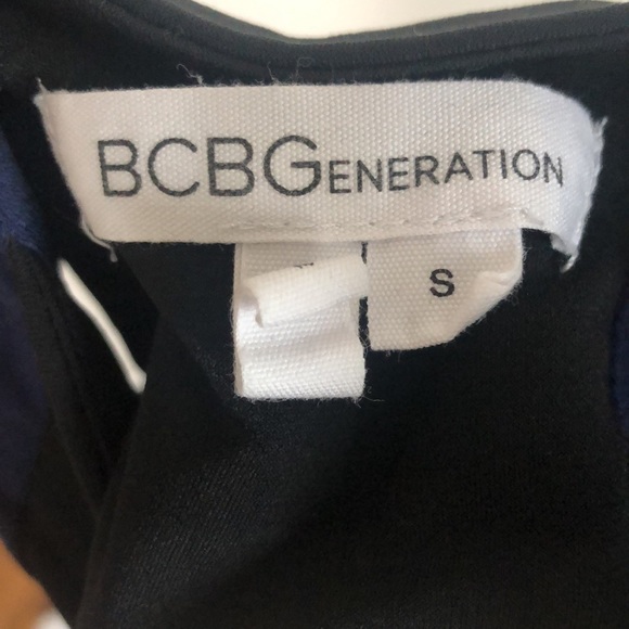 BCBGeneration jumpsuit in navy & black. SMALL - Picture 5 of 8